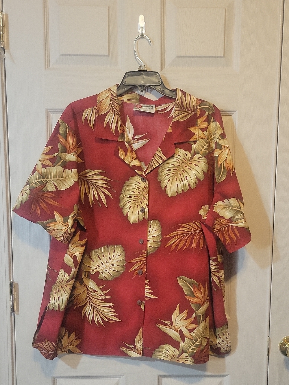 Hilo Hattie Red Hawaiian Shirt with Yellow and Cream Leaf Print